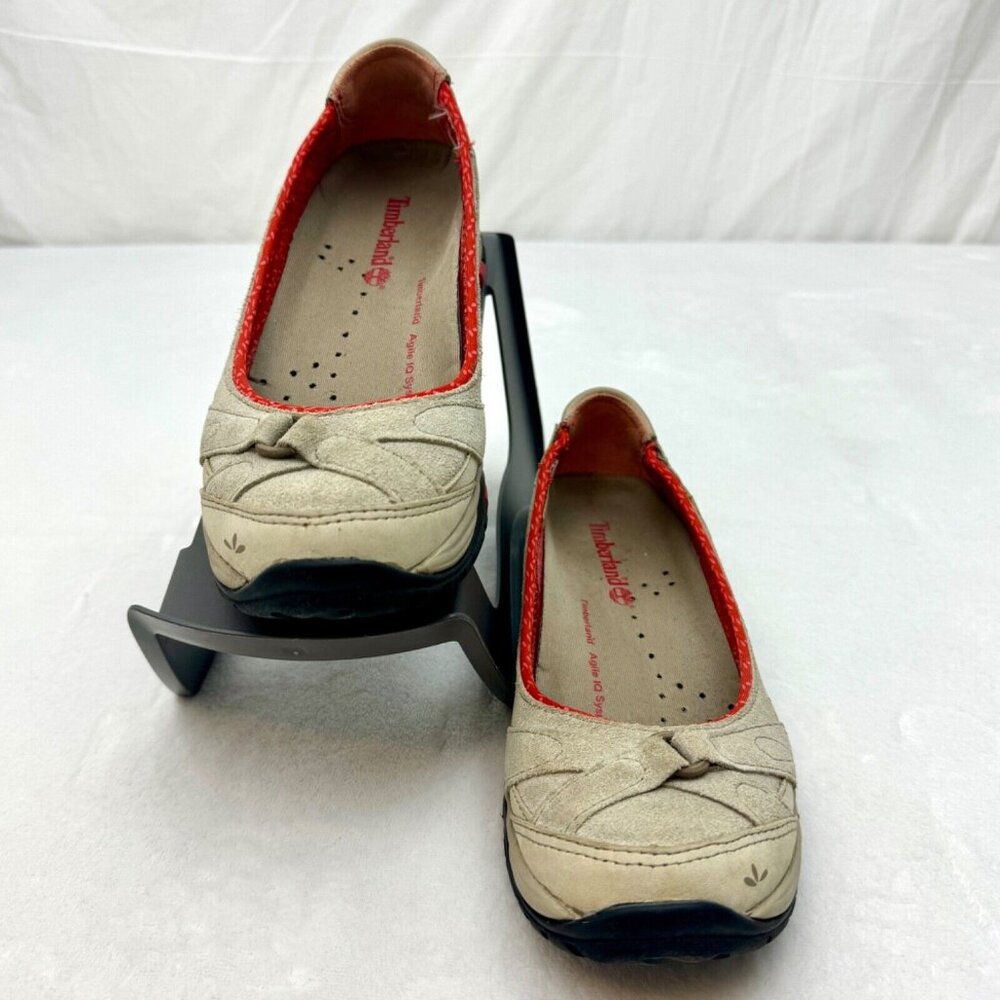 Timberland Women's Flats in Cream and Red